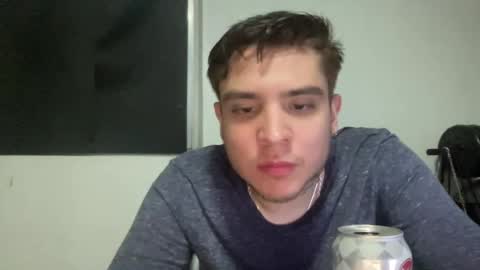 alber753713 online show from June 21, 7:36 am