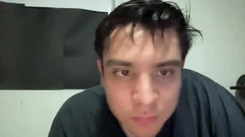 alber753713 online show from May 27, 1:57 am