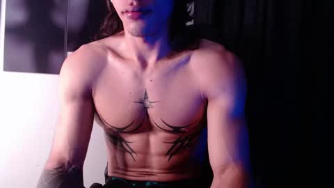 Snapshot of albertbernal69 chatting on October 26, 11:51 pm Albert online show from October 26, 11:51 pm