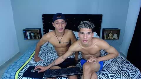 ALEJANDRO  MIGUEL online show from March 11, 3:48 am