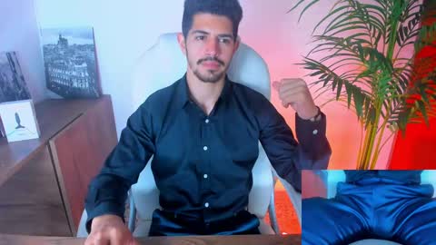 Snapshot of alejandrostorm chatting on February 15, 8:12 pm Alejo  online show from February 15, 8:12 pm