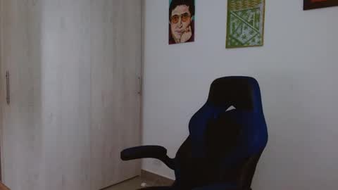 David online show from March 8, 1:37 pm