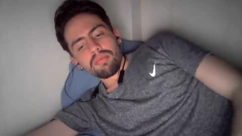 alejo_shy online show from December 14, 6:24 am