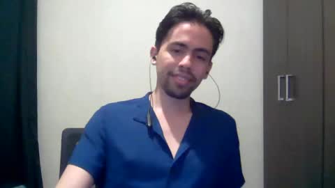 alejo_shy online show from December 25, 4:33 am