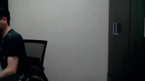 alejo_shy online show from December 17, 4:34 am