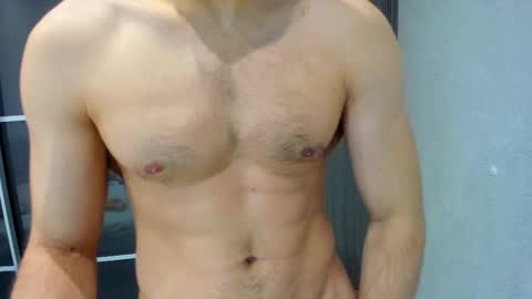 aleks_brown online show from March 5, 10:44 am