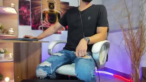 ALESSANDRO  WYE online show from February 5, 2:51 am