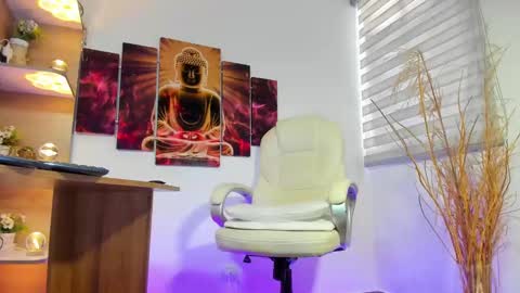 ALESSANDRO  WYE online show from February 14, 2:23 pm