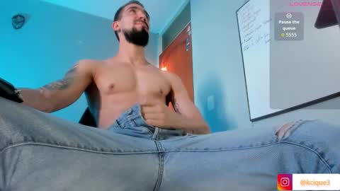 Snapshot of alessandro_dibellucci chatting on September 13, 10:22 pm Kciqu3  Independent model online show from September 13, 10:22 pm