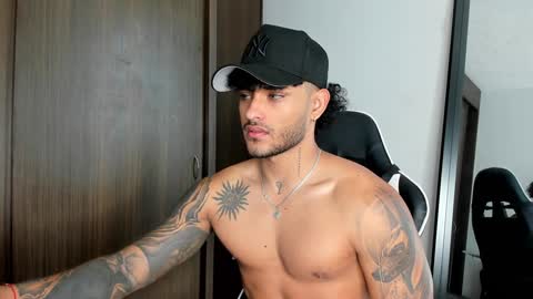 Alessandro Vanni online show from December 28, 3:59 pm