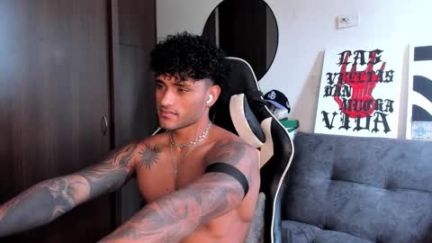 Alessandro Vanni online show from October 7, 1:04 pm