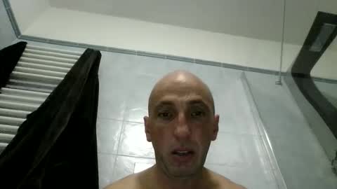 alex120475 online show from February 25, 9:05 pm