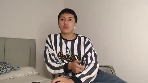 Owen online show from February 4, 2:17 am