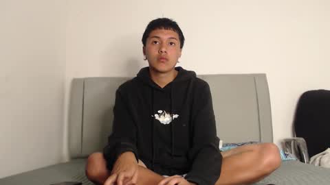 Owen online show from February 24, 1:18 am