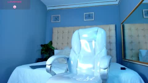 alex online show from September 19, 3:56 pm