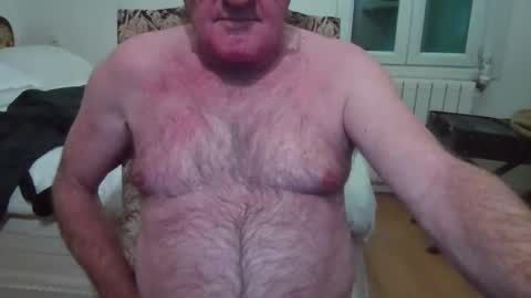 Snapshot of alex_fetishplayer chatting on February 18, 3:43 pm Alex online show from February 18, 3:43 pm