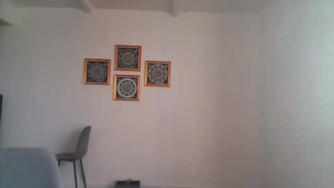 Snapshot of alex_fetishplayer chatting on December 5, 8:22 am Alex online show from December 5, 8:22 am