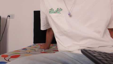 alex_mark_ online show from March 17, 1:35 pm