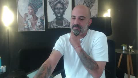 Alex Saints online show from April 15, 4:07 pm