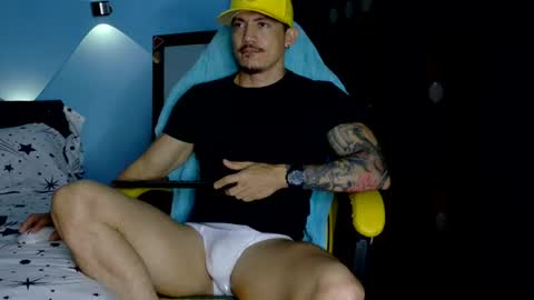 alex_sthorm online show from July 13, 3:52 am