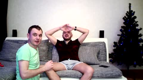 Alex and Tobey online show from January 10, 4:44 am