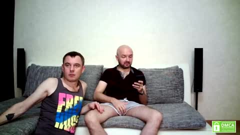 Alex and Tobey online show from September 20, 8:03 am