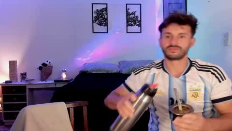 Alexander Jaz online show from September 20, 11:43 am