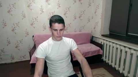 alexanderstrongs online show from December 21, 7:16 pm