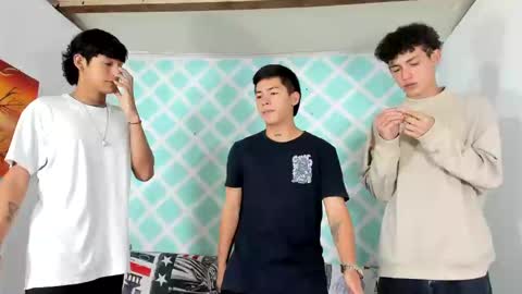 chicos hot online show from December 10, 8:27 pm