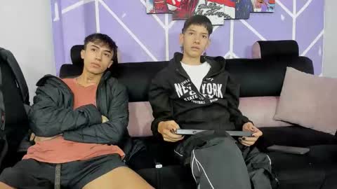 chicos hot online show from March 5, 1:40 pm