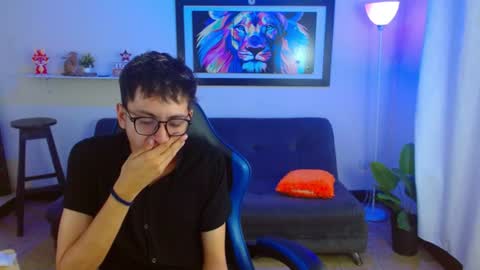 alex online show from July 10, 2:42 pm