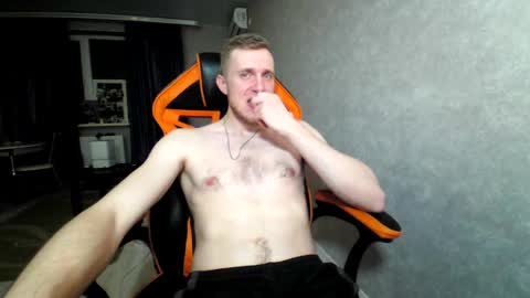 Alex online show from March 6, 8:37 pm