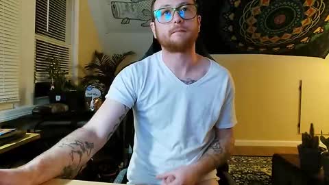 alexfoxxe online show from December 4, 6:22 am