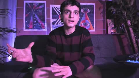 Snapshot of alexijacobs chatting on October 9, 2:27 am Alexi Jacobs online show from October 9, 2:27 am