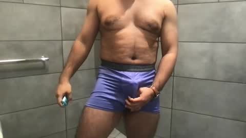 Snapshot of alexis69mm chatting on December 25, 2:14 am Alex online show from December 25, 2:14 am