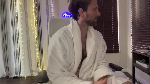 Alex Mann online show from October 3, 4:12 pm