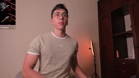 Snapshot of alexx_oconor chatting on January 13, 5:55 am Alex Oconnor online show from January 13, 5:55 am