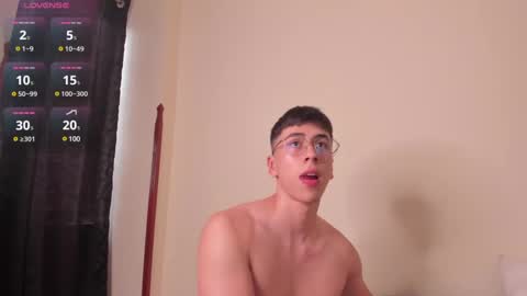 Snapshot of alexx_oconor chatting on February 20, 3:52 pm Alex Oconnor online show from February 20, 3:52 pm