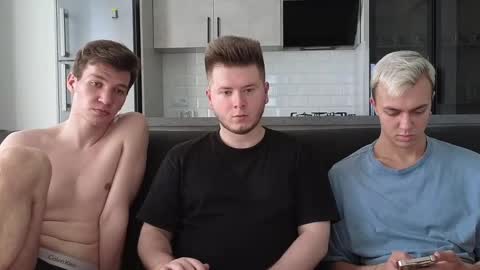 AlexDimaIgor online show from September 24, 12:58 pm