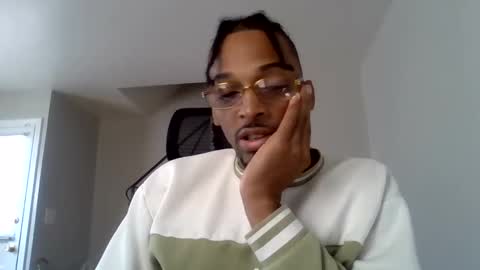 Snapshot of alfapipe23 chatting on September 8, 8:30 pm alfapipe23 online show from September 8, 8:30 pm