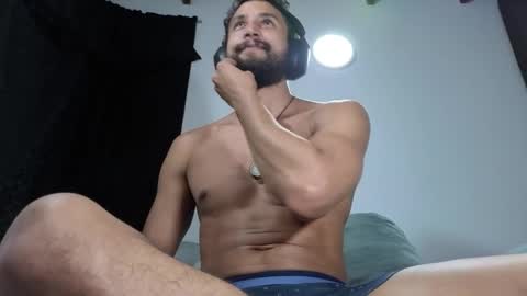 Snapshot of alferiel chatting on October 25, 3:19 am Alferiel online show from October 25, 3:19 am