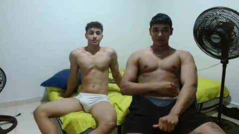 Snapshot of alfred_cantillo chatting on October 23, 6:50 am alfred_cantillo online show from October 23, 6:50 am