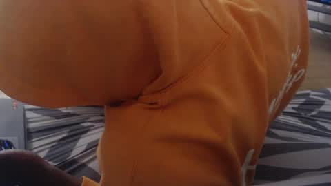 Alias online show from December 8, 10:14 pm