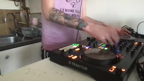 busco rockera online show from February 16, 3:38 pm