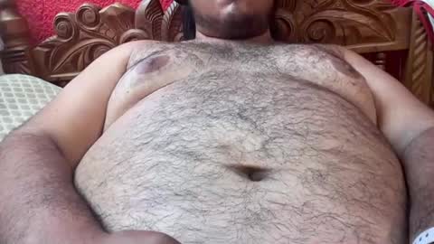 Giant Latino Bear online show from May 18, 12:18 am