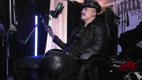   online show from February 14, 6:40 pm