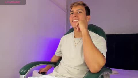 Allex online show from December 23, 7:52 pm