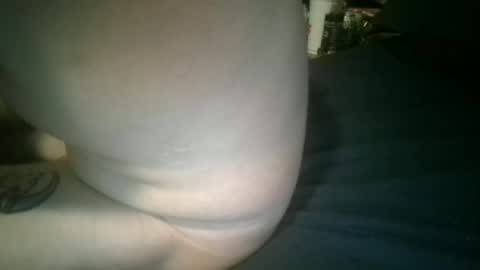 Snapshot of allwolf0323 chatting on September 23, 3:11 pm allwolf0323 online show from September 23, 3:11 pm