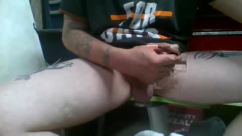 Snapshot of allwolf0323 chatting on October 20, 4:38 am allwolf0323 online show from October 20, 4:38 am