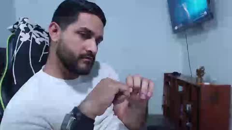 Snapshot of alonxoo chatting on September 10, 11:58 pm alonxoo online show from September 10, 11:58 pm